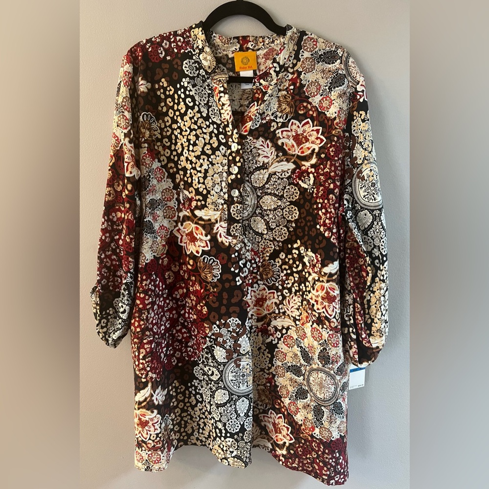 NWT- Ruby Rd. Brown and Black Graphic  Blouse